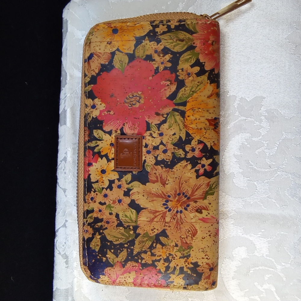 Vegan Cork Floral Wallet by Portugal